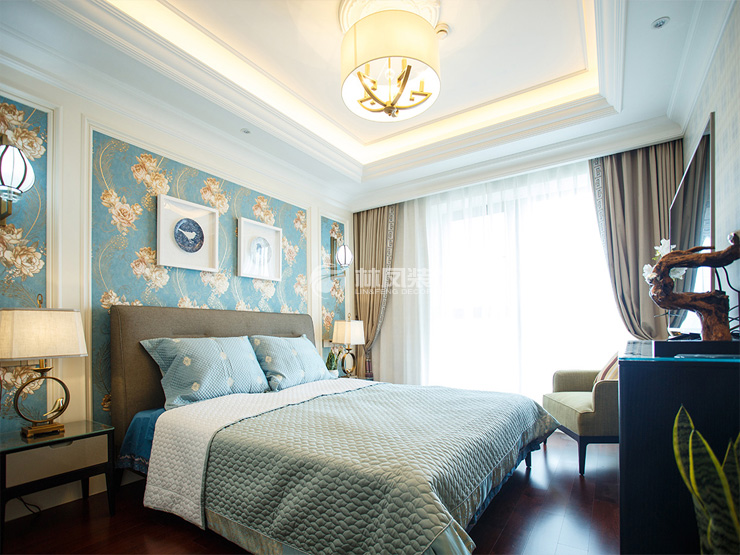 美式風格臥室背景墻設(shè)計裝修效果圖